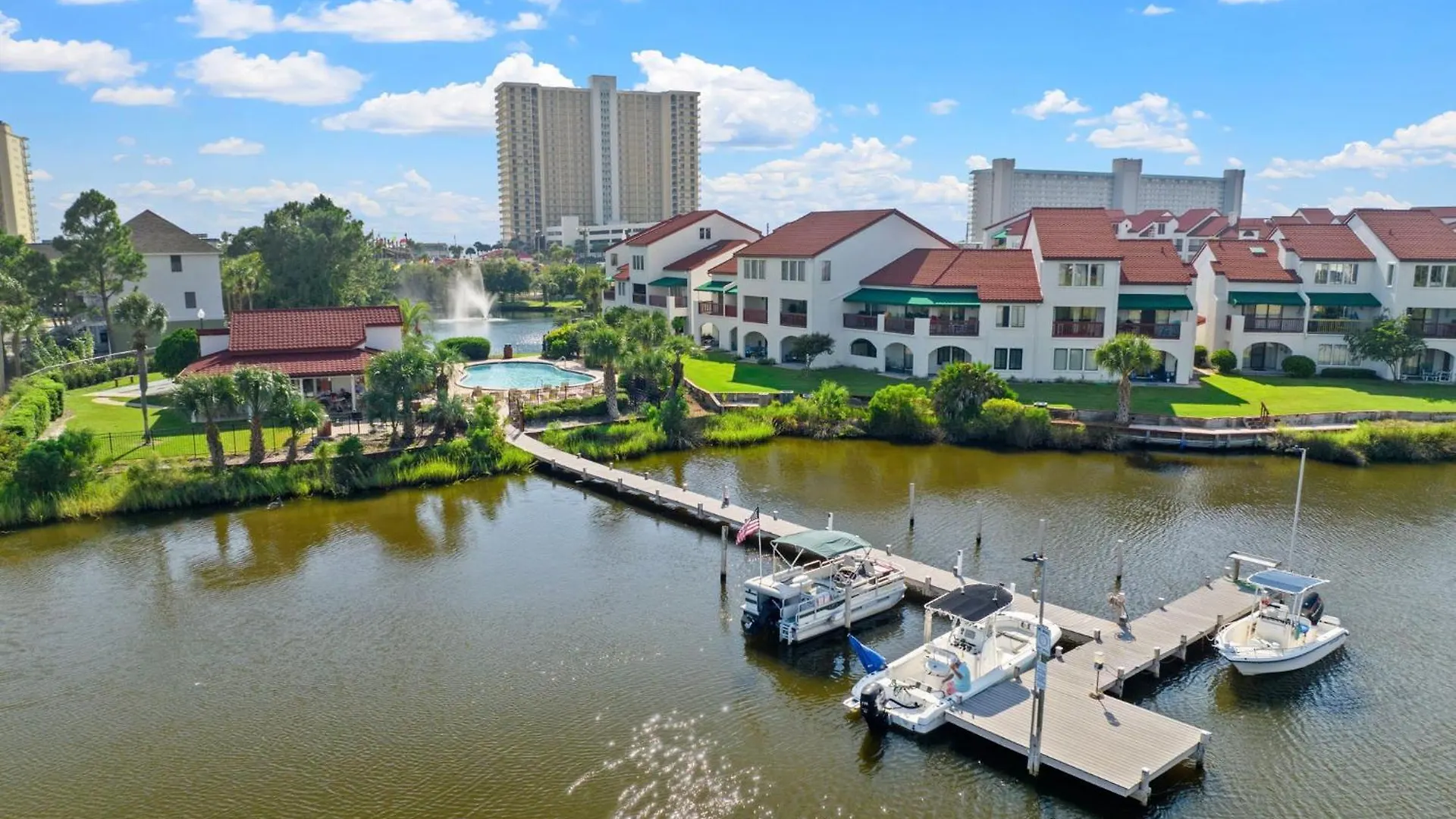 The Inn At St Thomas Square 1305A Panama City Beach Apartment