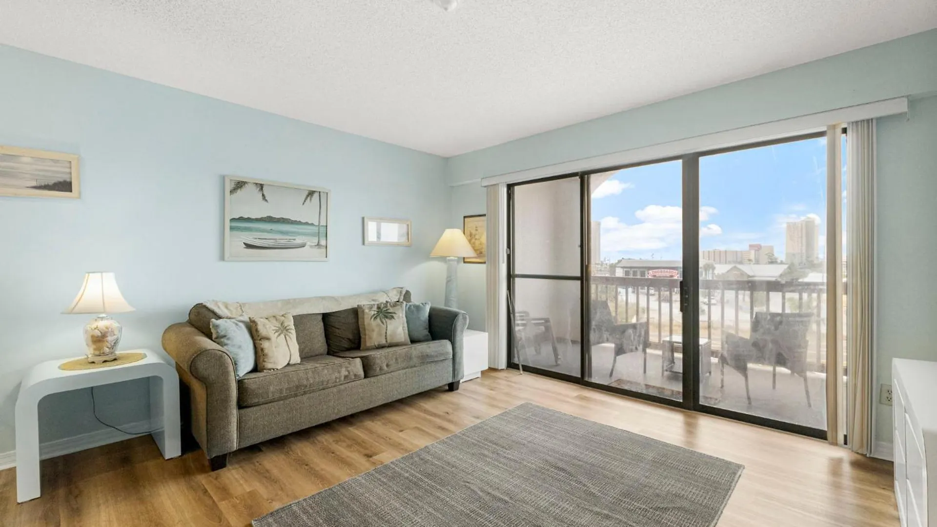 The Inn At St Thomas Square 1305A Panama City Beach
