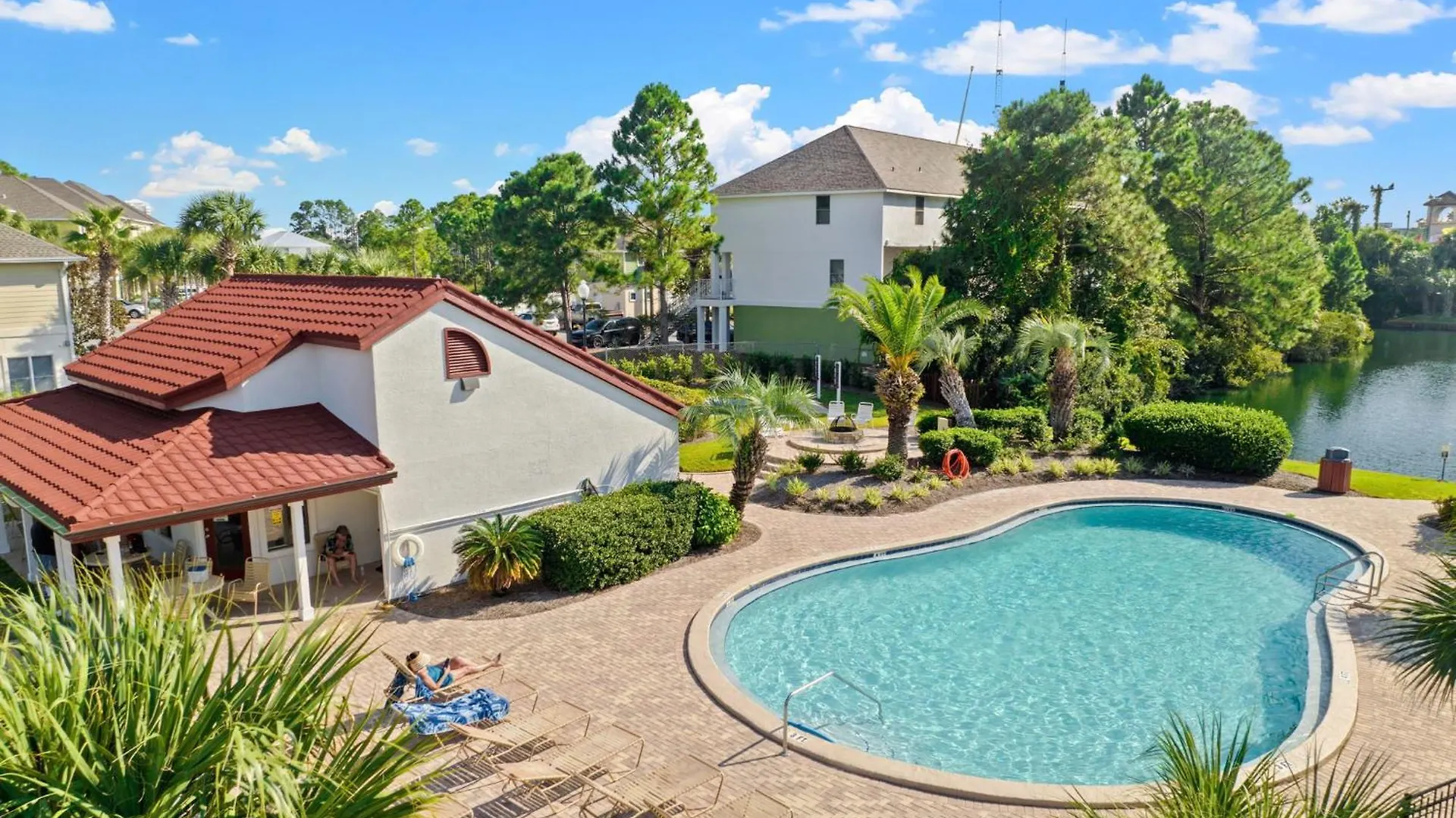 The Inn At St Thomas Square 1305A Panama City Beach Apartment